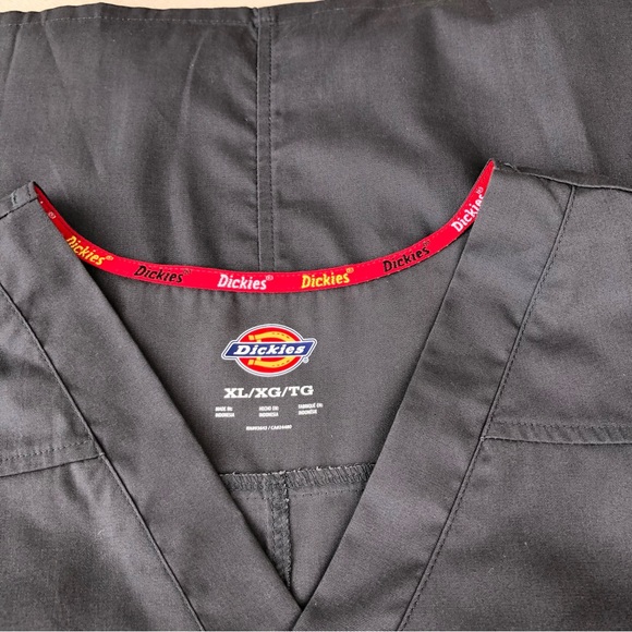 Dickies EDS Signature Men's 5-Pocket V-Neck Gray Scrub Top XL - Picture 5 of 12